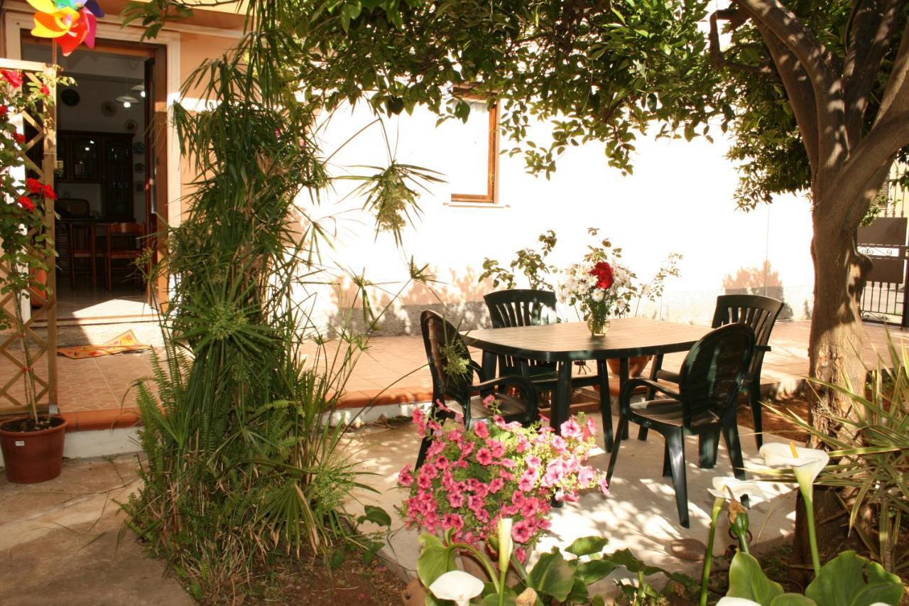 La Casa Dei Nonni Iglesias Exterior foto
